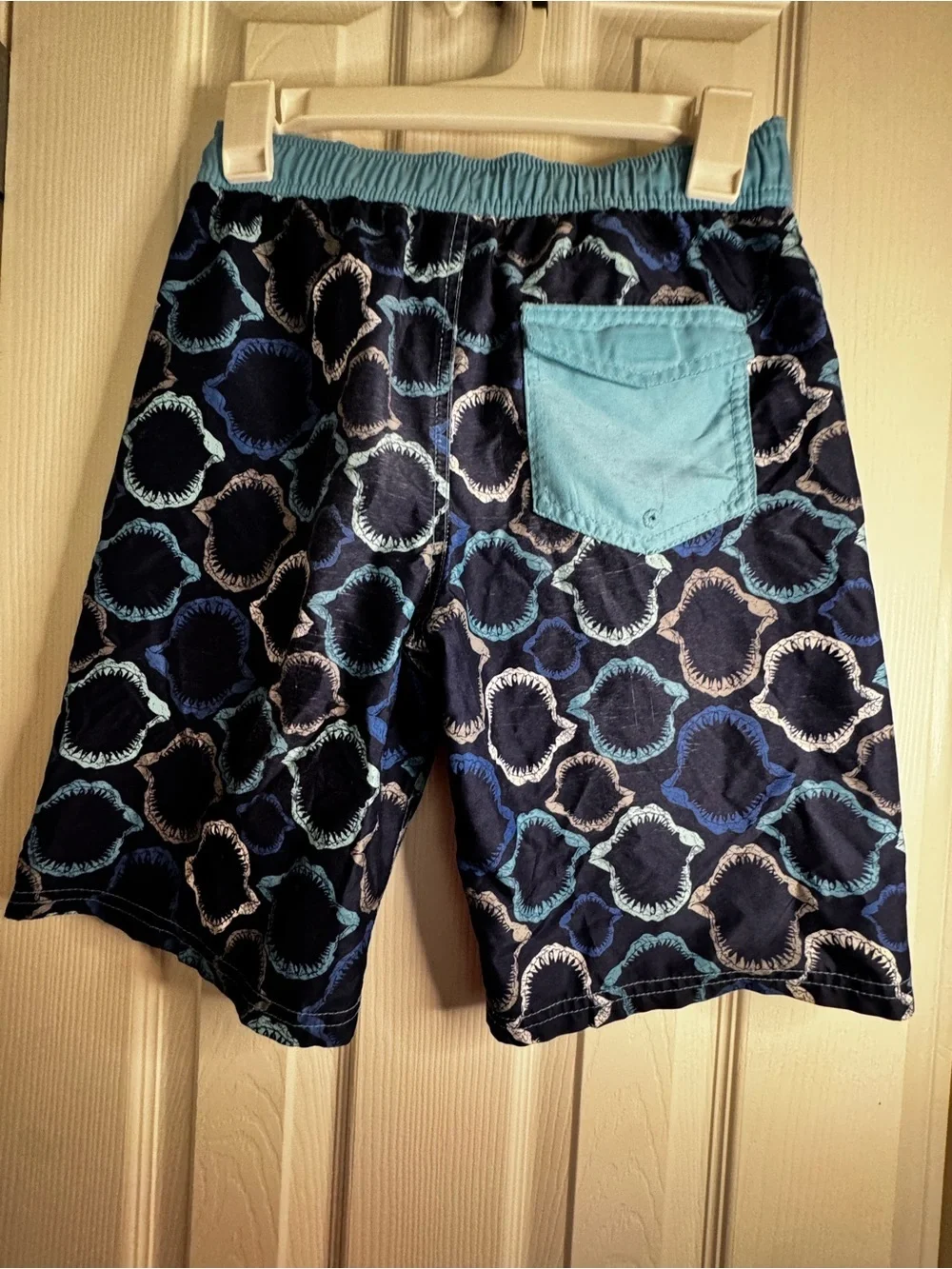 5/$25 Boys Blue Patterned Swim Trunks Size L(12/14)